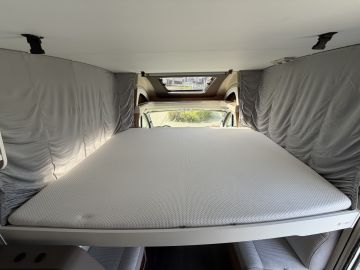 Adria MATRIX 600 DT Nav | Zonnepaneel | Hefbed